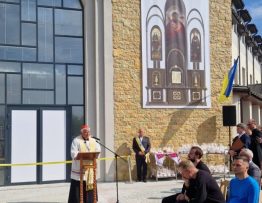 Papal almoner opens shelter in Lviv after drone attack destroyed warehouse