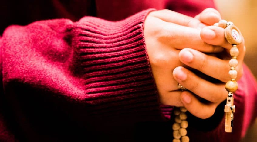 4 Tips for that hard to say Rosary