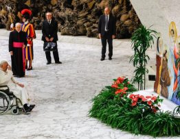 ‘Las personas antes que las cosas’: El Papa insta a la gente a no olvidar a Jesús en Navidad