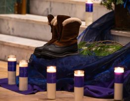 Memorial services around country honor fallen homeless